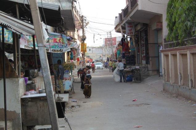 Street outside EMPHASIS Delhi's Community Centre