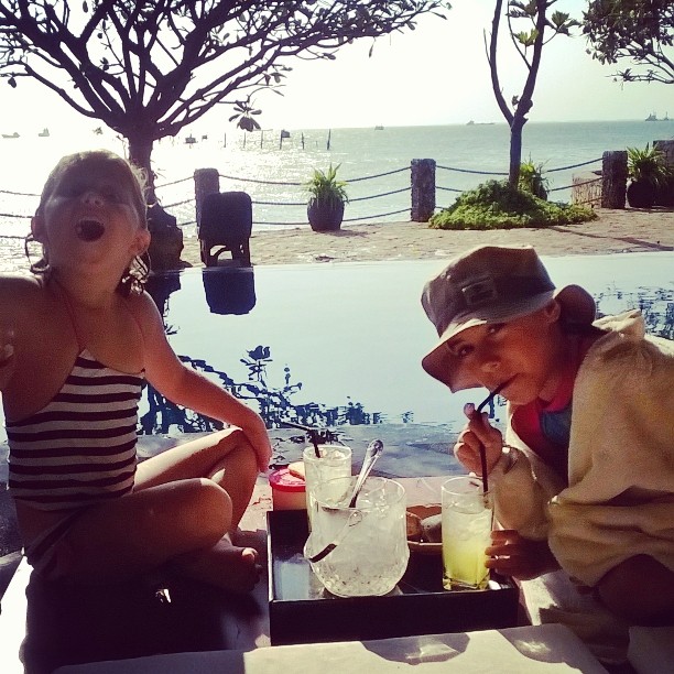 12798169_1027288950674607_1638240010_n